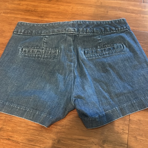 Hampton Fit Banana Republic shorts - Picture 3 of 3